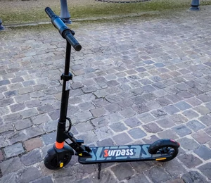 Test Surpass 8 Pro : que vaut cette trottinette électrique à 180 euros ?